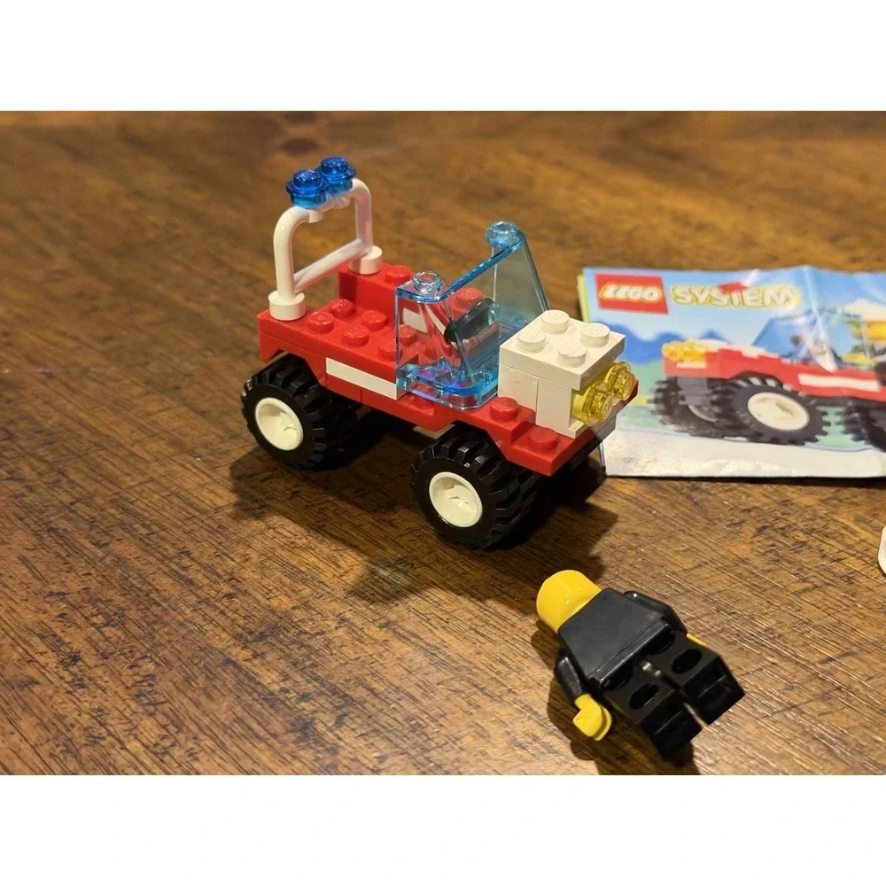 LEGO‎ System 6511 Fire Chiefs Car Vintage 1990 Town Set with Minifigure Manual